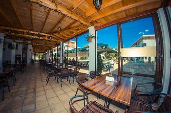 Nessebar Club ساني بيتش