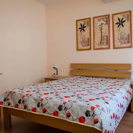 Nessebar Club ساني بيتش